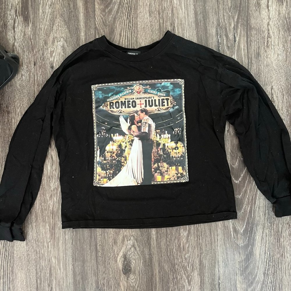 Forever 21 Romeo & Juliet